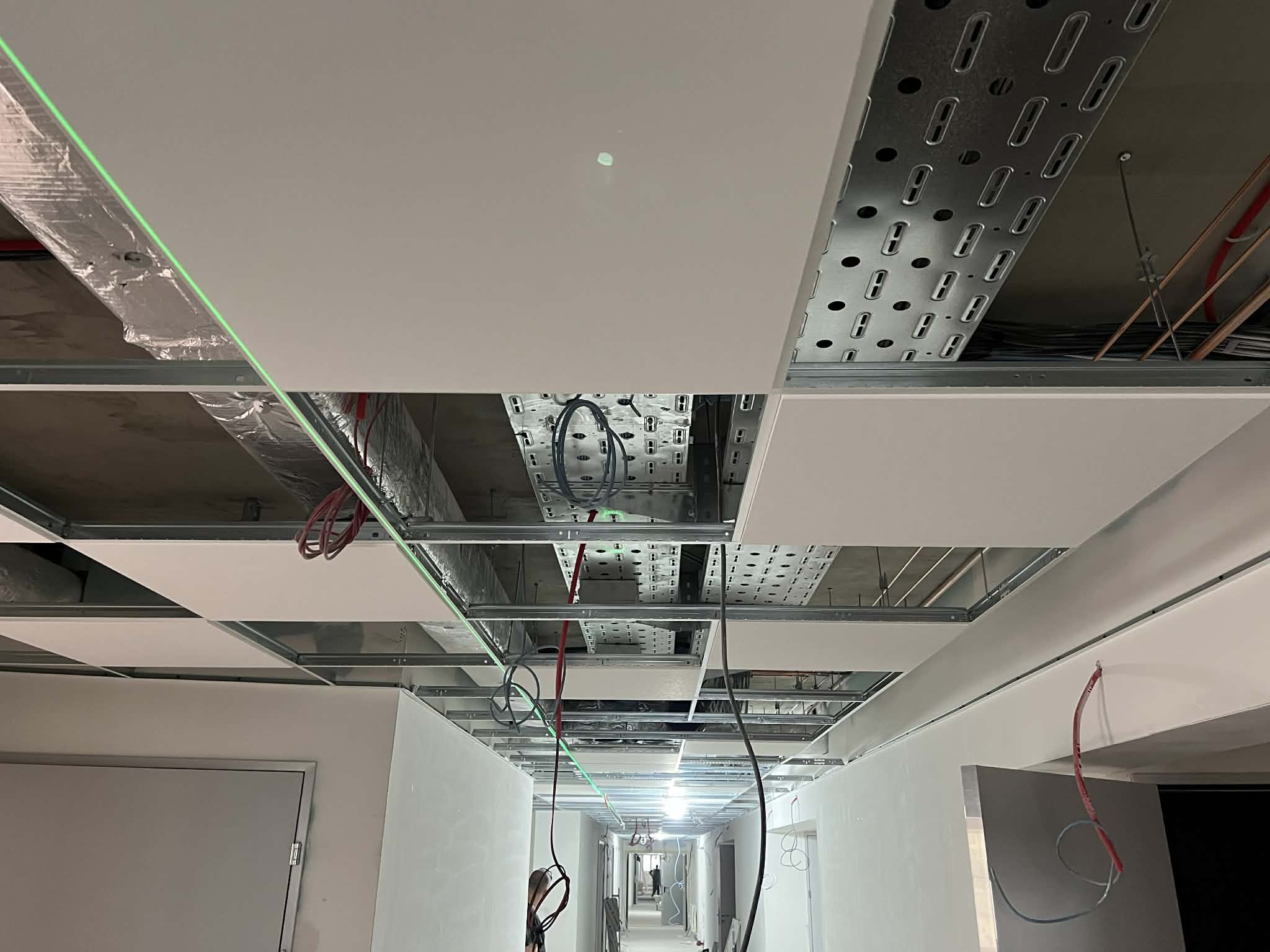 Klinički centar Sarajevo – akustični plafon AMF Thermatex knauf sistem